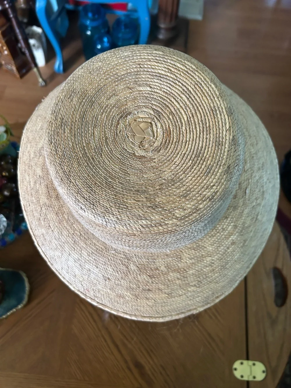 Vintage Straw Sun Hat with Chin Cord - Picture 7 of 10